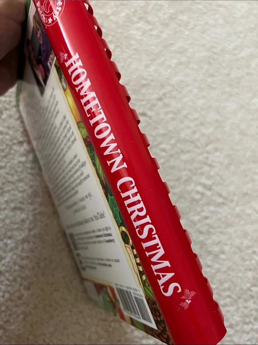 Gooseberry Patch Hometown Christmas Cookbook - EC